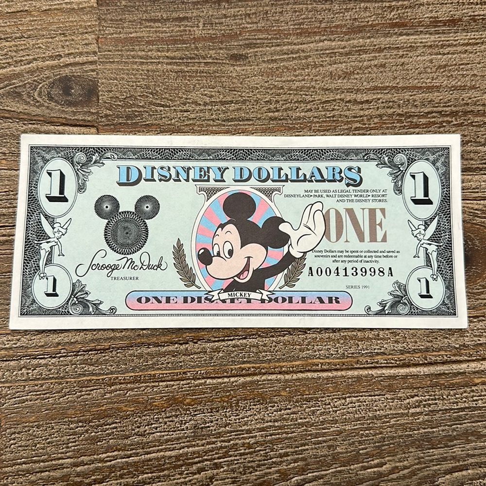 1991 Disney Dollar - Excellent Condition!